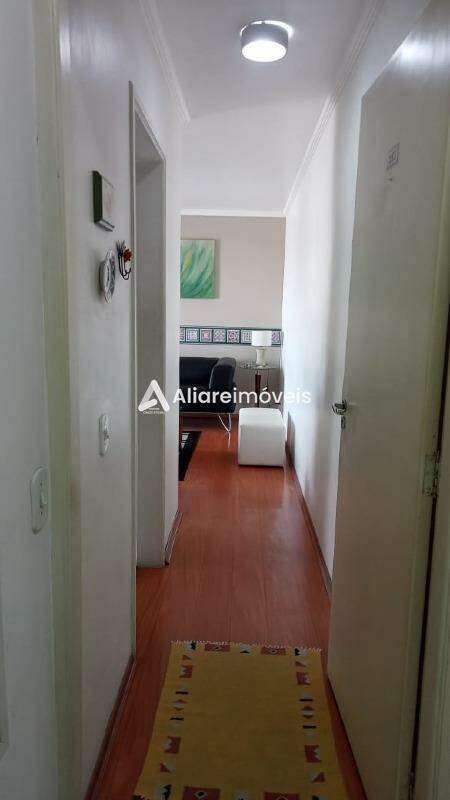 Apartamento à venda com 2 quartos, 65m² - Foto 9