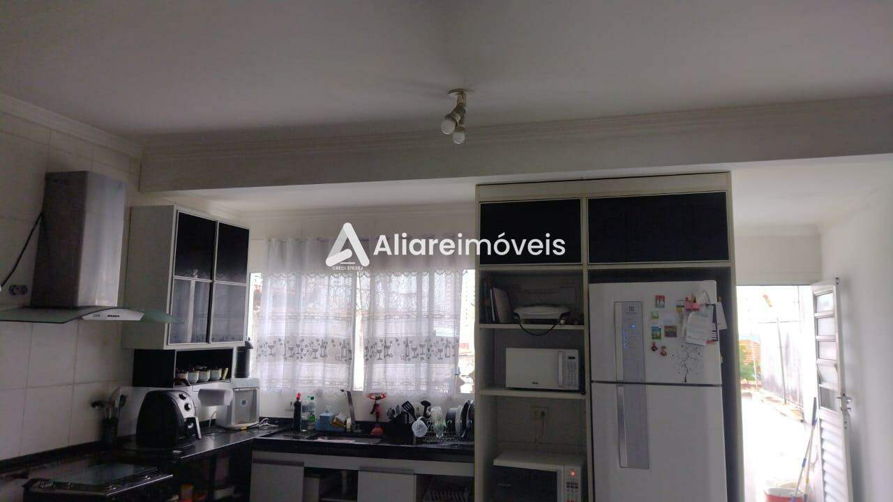 Casa à venda com 3 quartos, 150m² - Foto 24