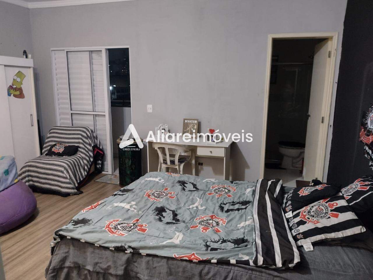 Casa à venda com 3 quartos, 150m² - Foto 8