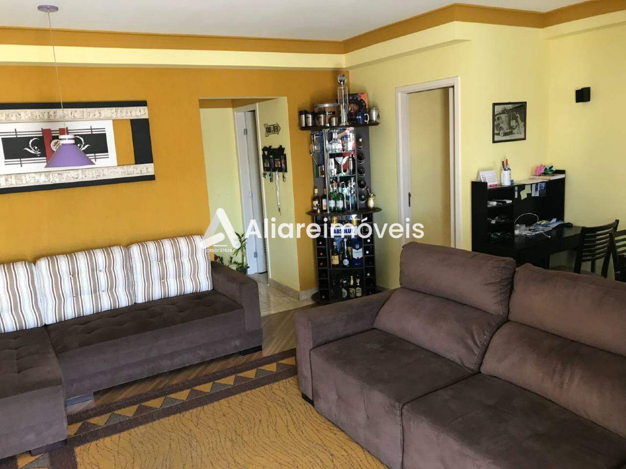 Apartamento à venda com 3 quartos, 112m² - Foto 1