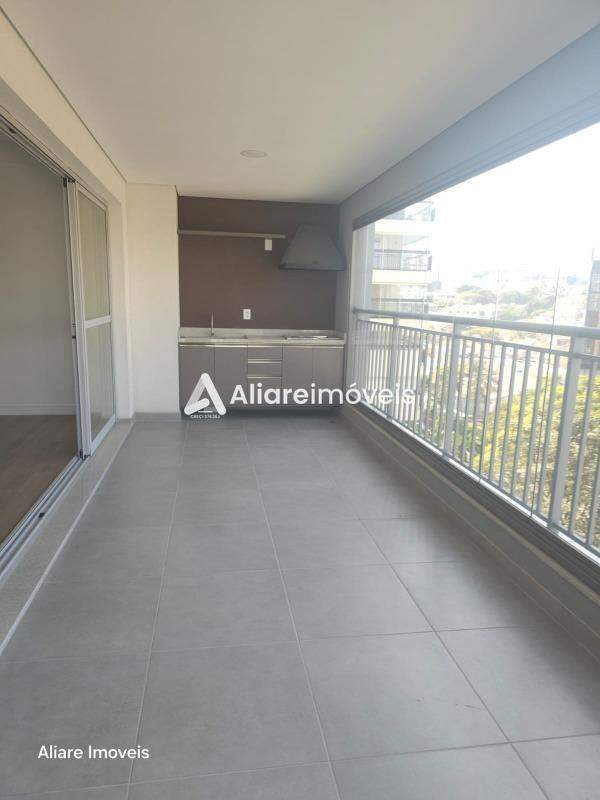 Apartamento à venda com 3 quartos, 116m² - Foto 3