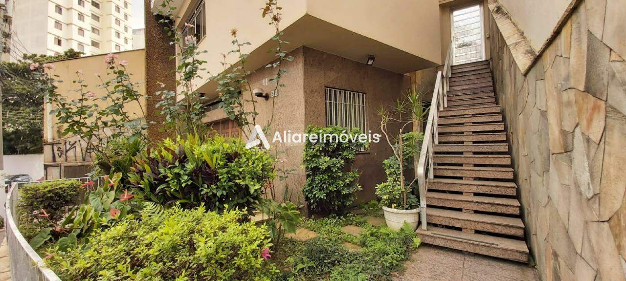 Casa à venda com 4 quartos, 191m² - Foto 2