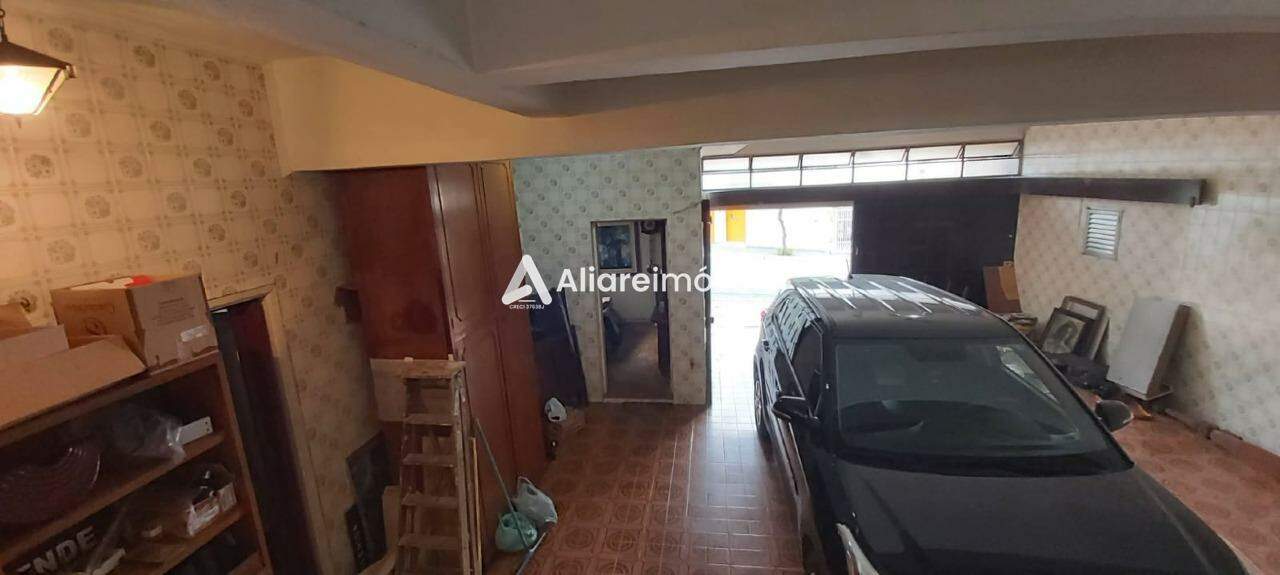 Casa à venda com 4 quartos, 191m² - Foto 15