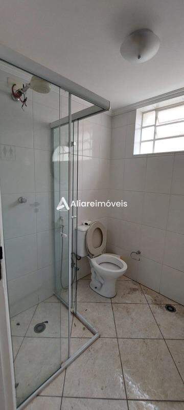 Casa à venda com 3 quartos, 275m² - Foto 9