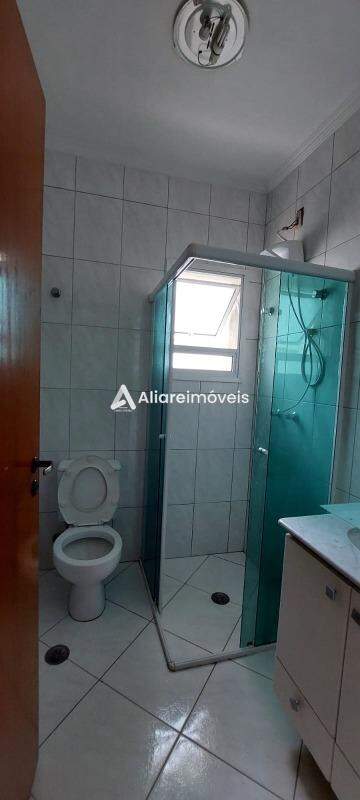 Casa à venda com 3 quartos, 275m² - Foto 2