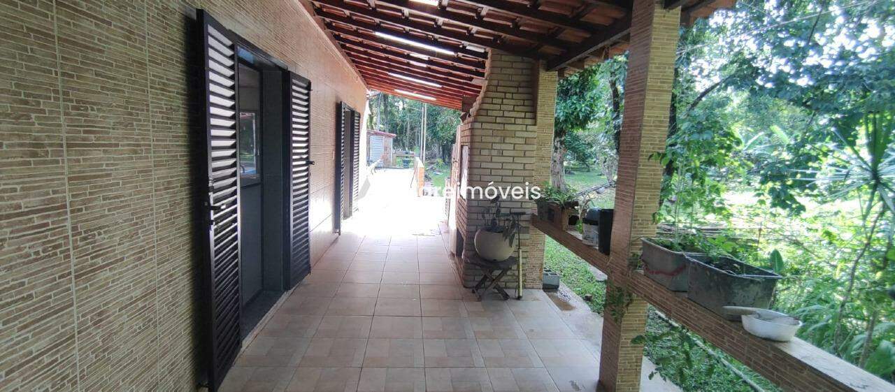 Fazenda à venda com 3 quartos, 250m² - Foto 17