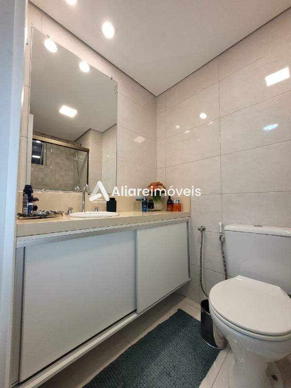 Apartamento à venda com 3 quartos, 77m² - Foto 16