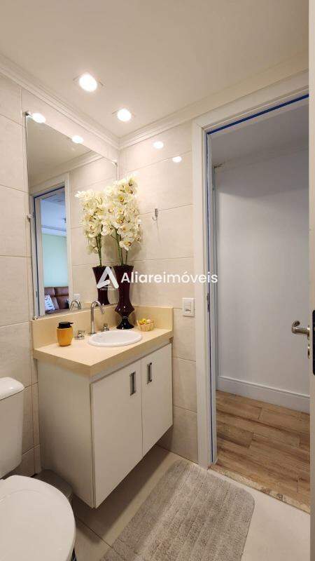 Apartamento à venda com 3 quartos, 77m² - Foto 22