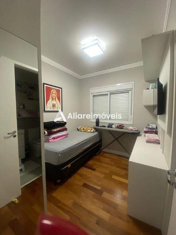 Apartamento à venda com 3 quartos, 127m² - Foto 21