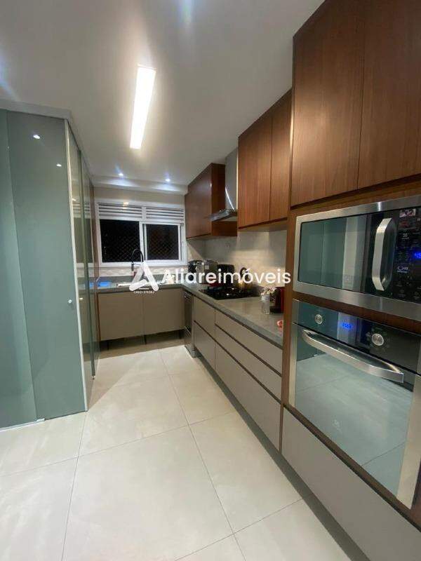 Apartamento à venda com 3 quartos, 127m² - Foto 9