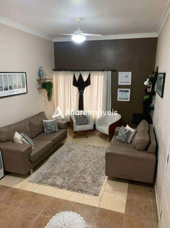 Casa à venda com 3 quartos, 231m² - Foto 27