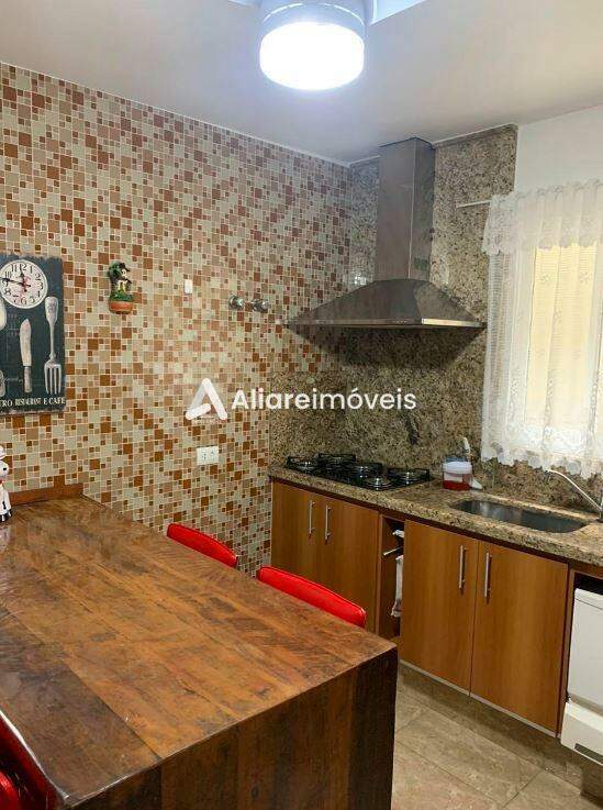 Casa à venda com 3 quartos, 231m² - Foto 21