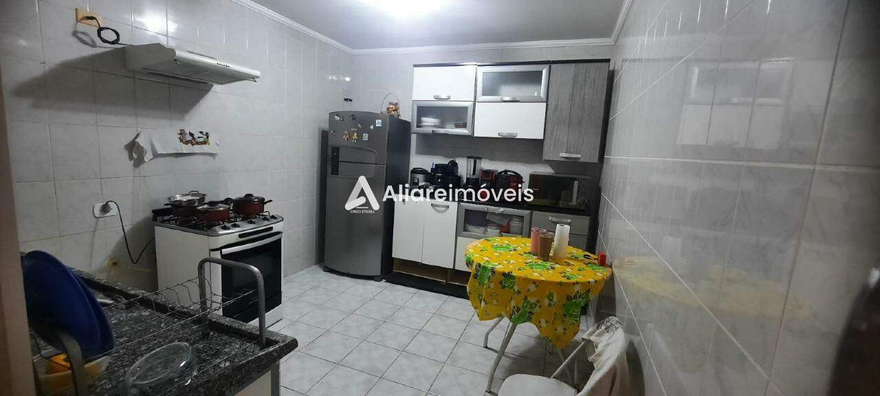 Casa à venda com 3 quartos, 94m² - Foto 19