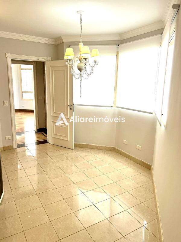 Apartamento à venda com 4 quartos, 335m² - Foto 7