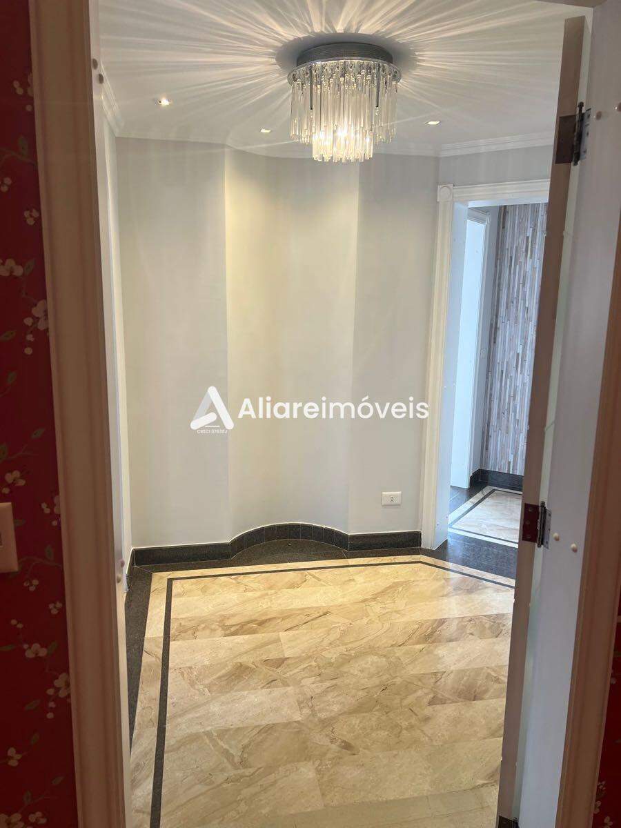 Apartamento à venda com 4 quartos, 335m² - Foto 13