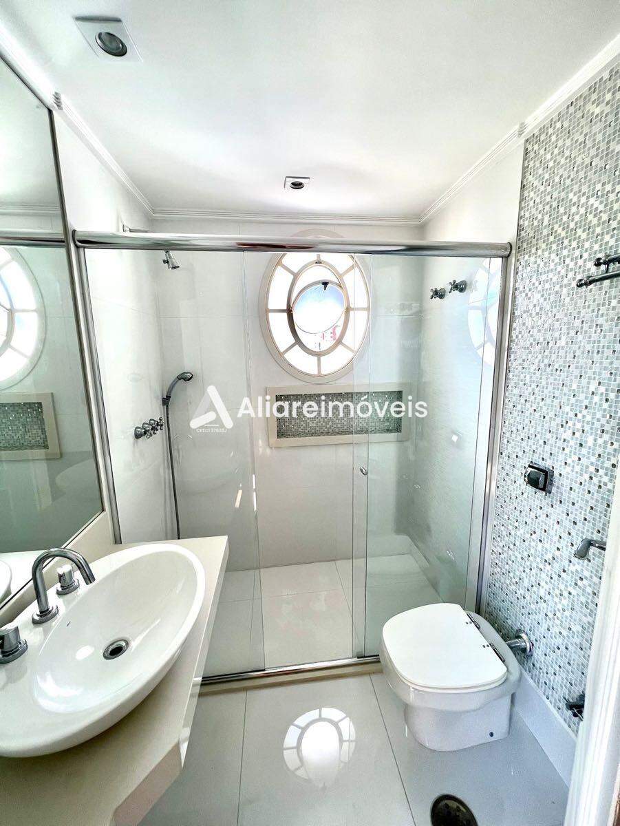 Apartamento à venda com 4 quartos, 335m² - Foto 17