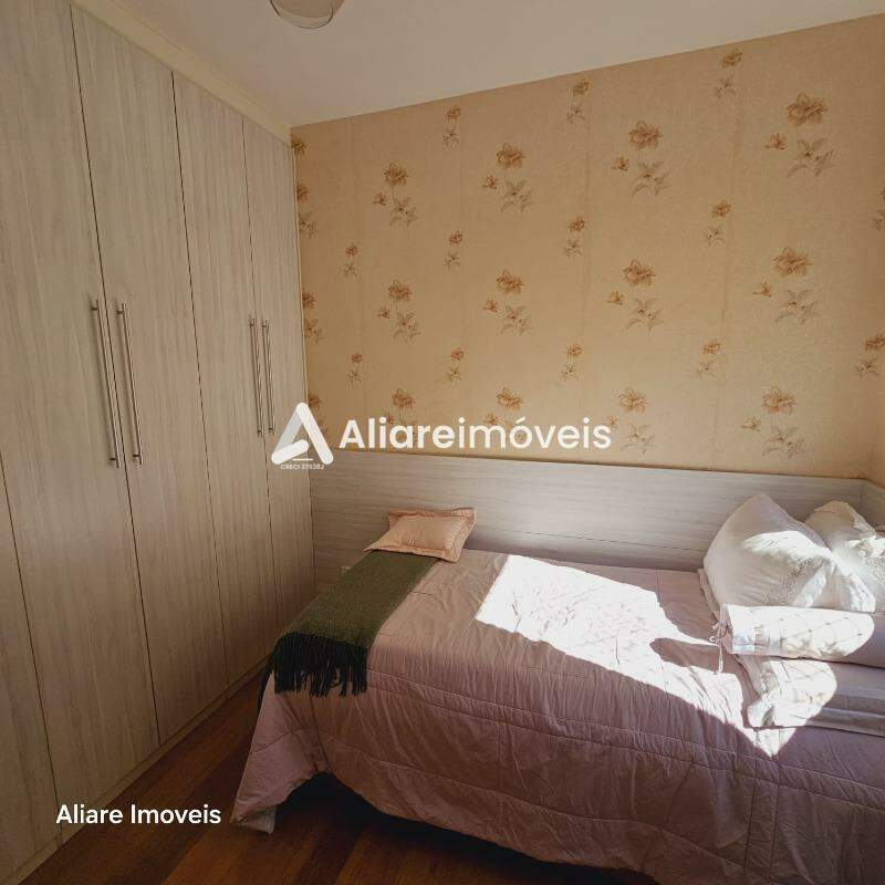 Apartamento à venda com 2 quartos, 77m² - Foto 18