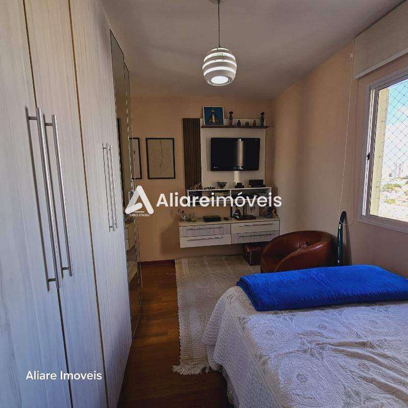 Apartamento à venda com 2 quartos, 77m² - Foto 15