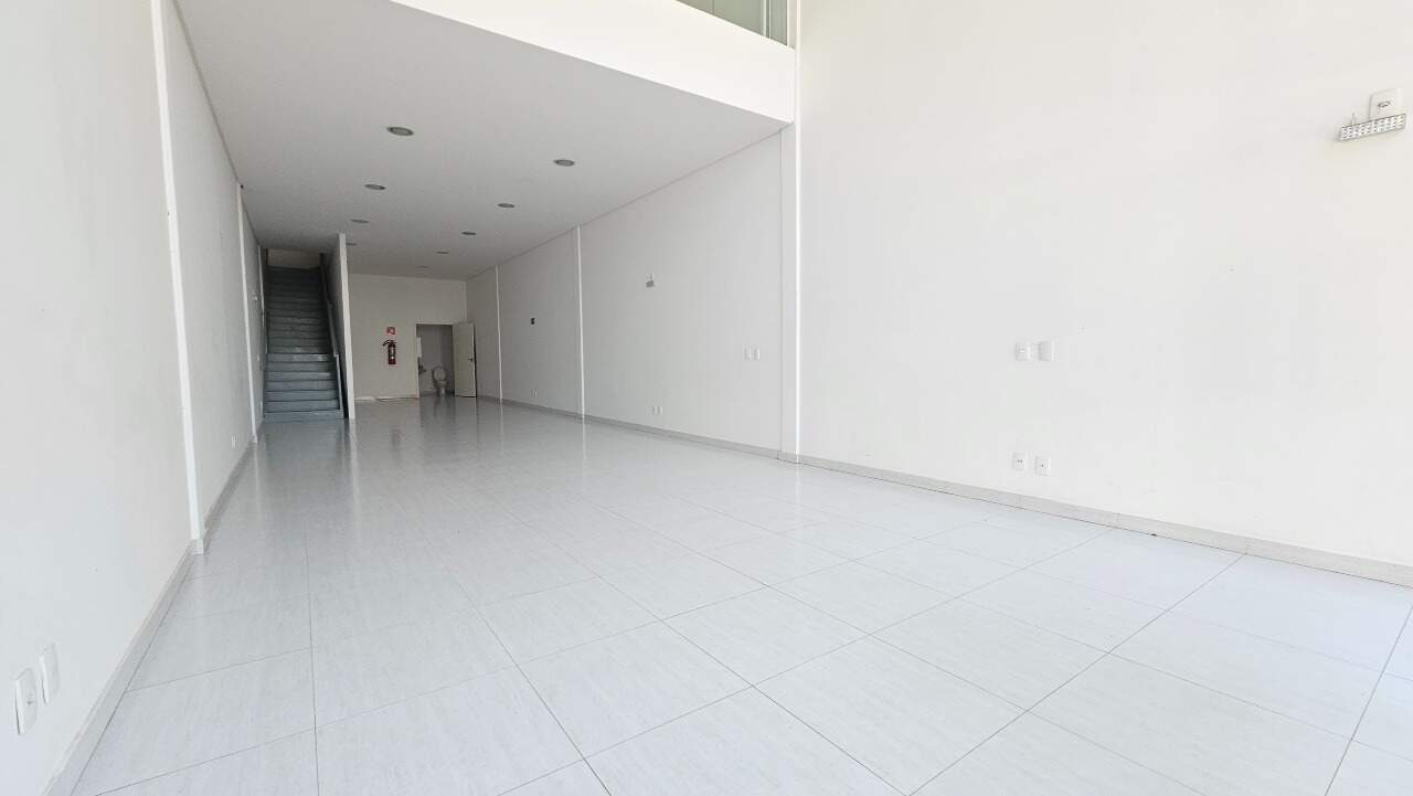 Sala para aluguel no Centro: 