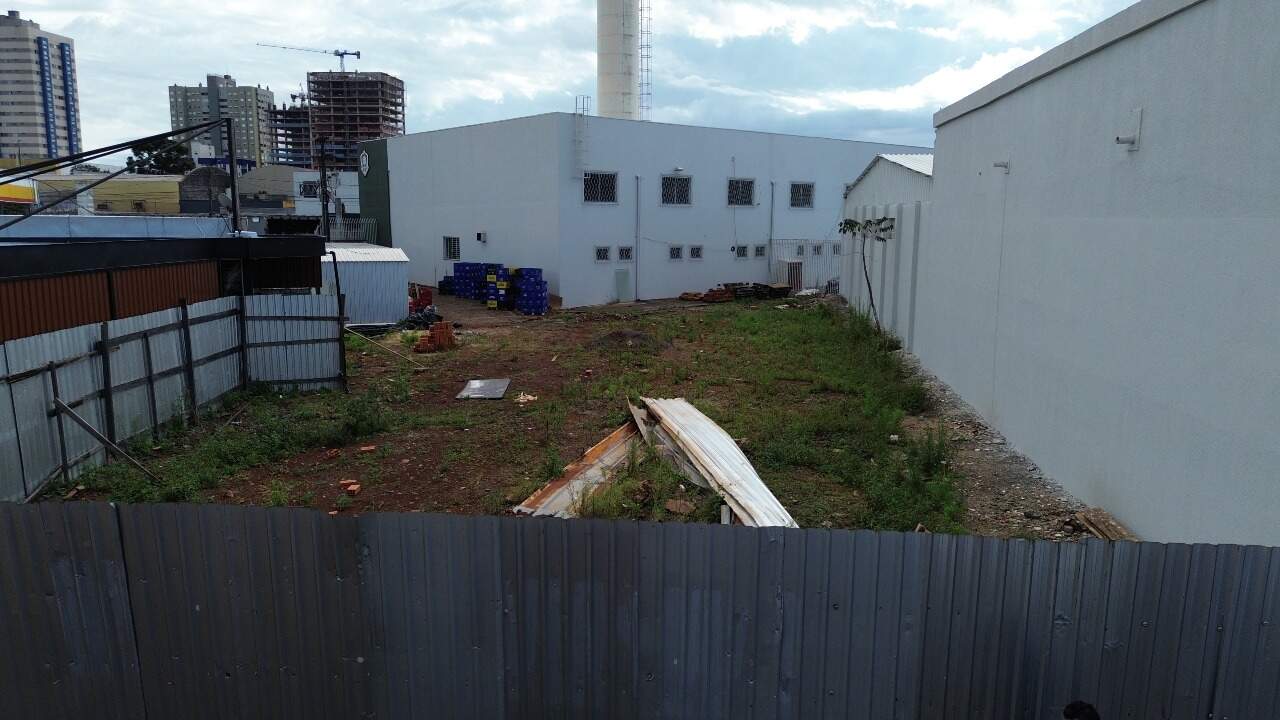 Terreno para aluguel no Centro: 