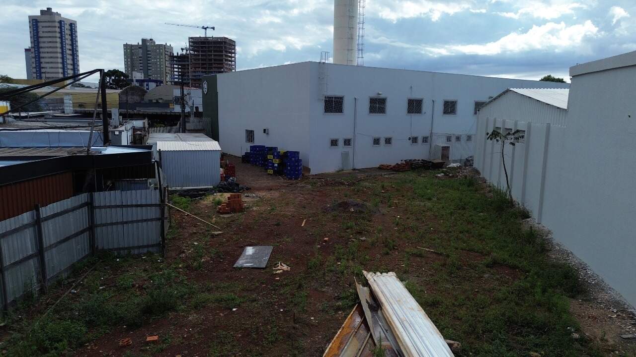 Terreno para aluguel no Centro: 