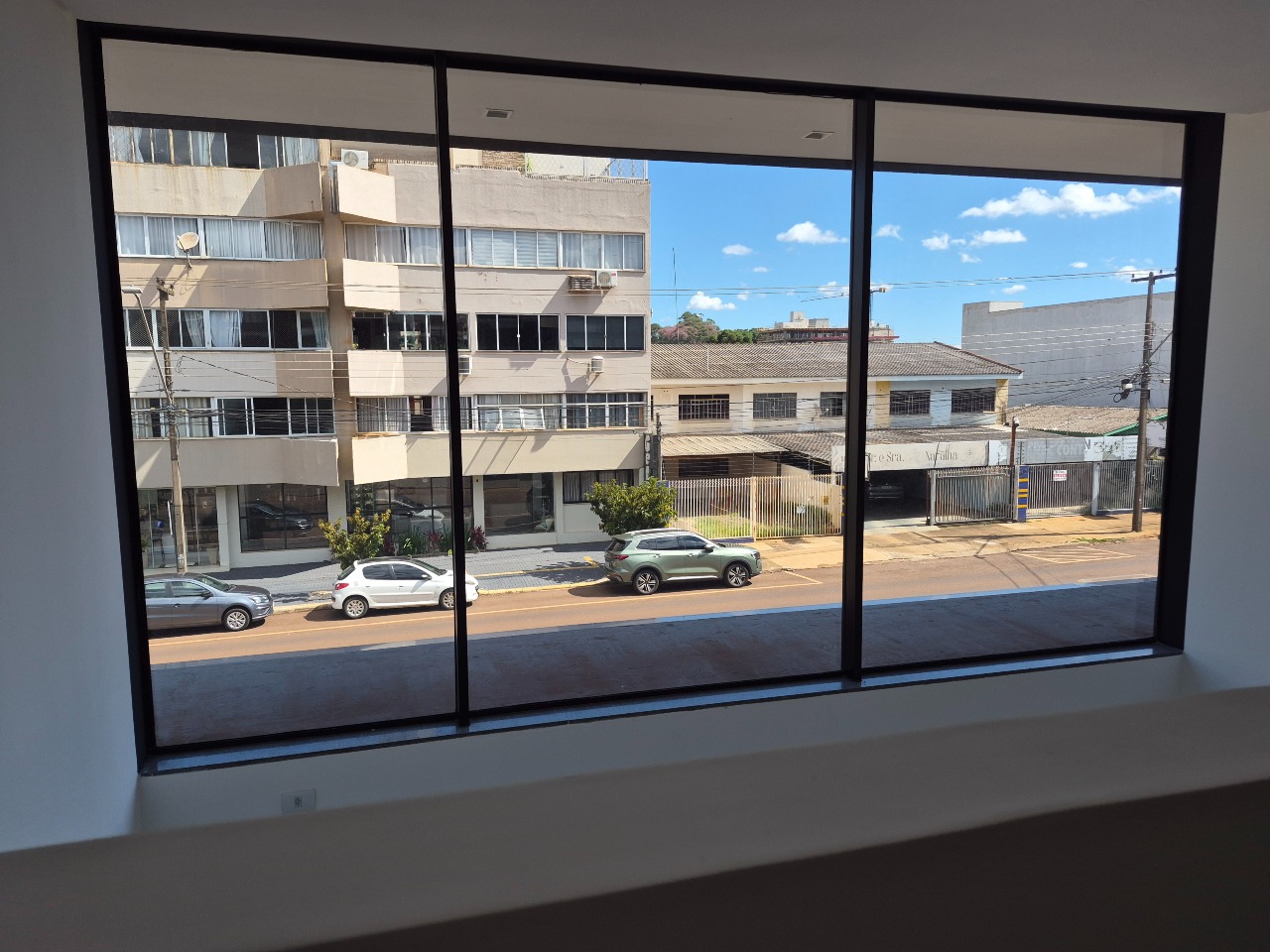 Sala para aluguel no Centro: 