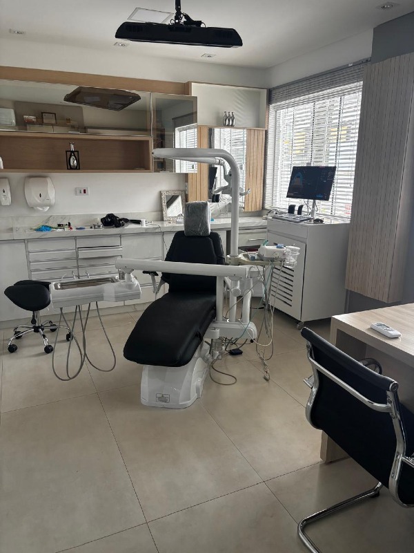 Sala para aluguel no Centro: 