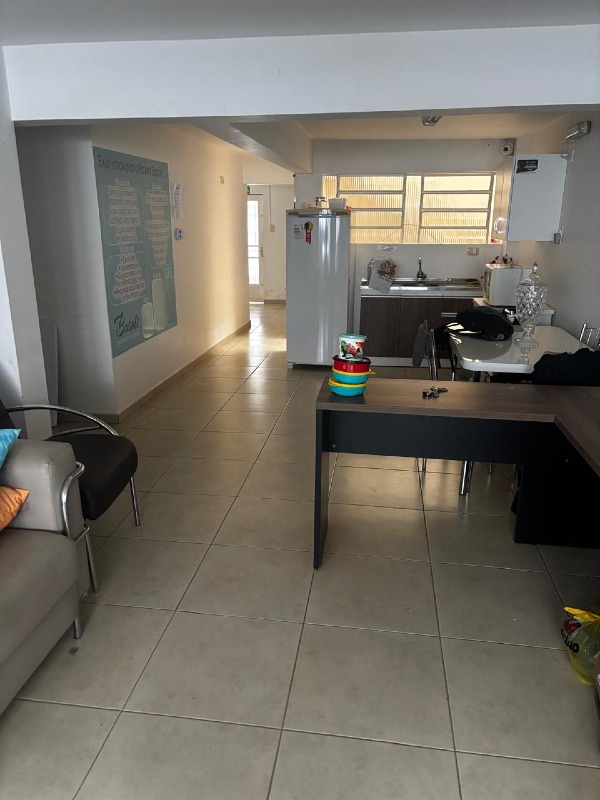 Sala para aluguel no Centro: 