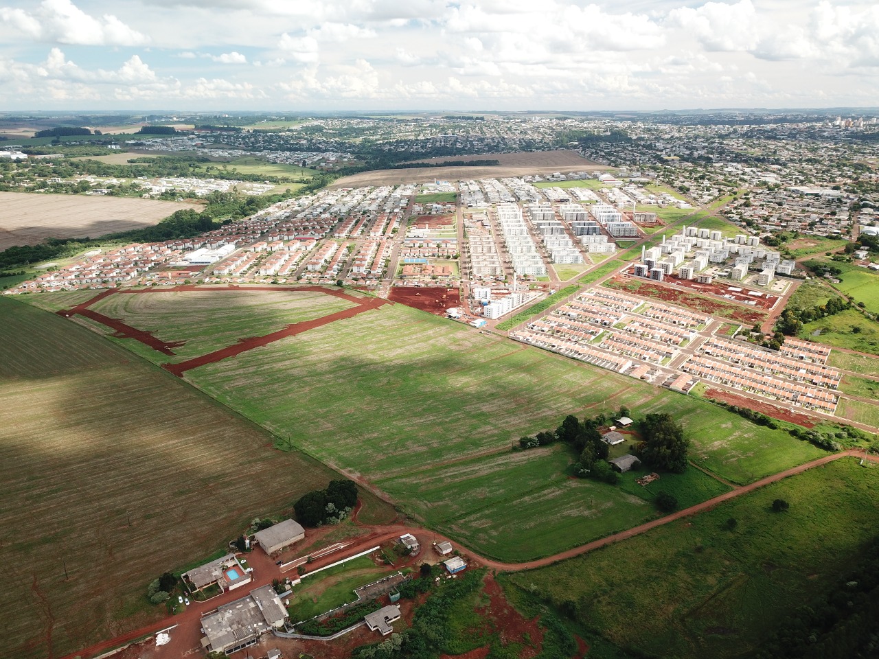 Terreno à venda no Espigão Azul: 