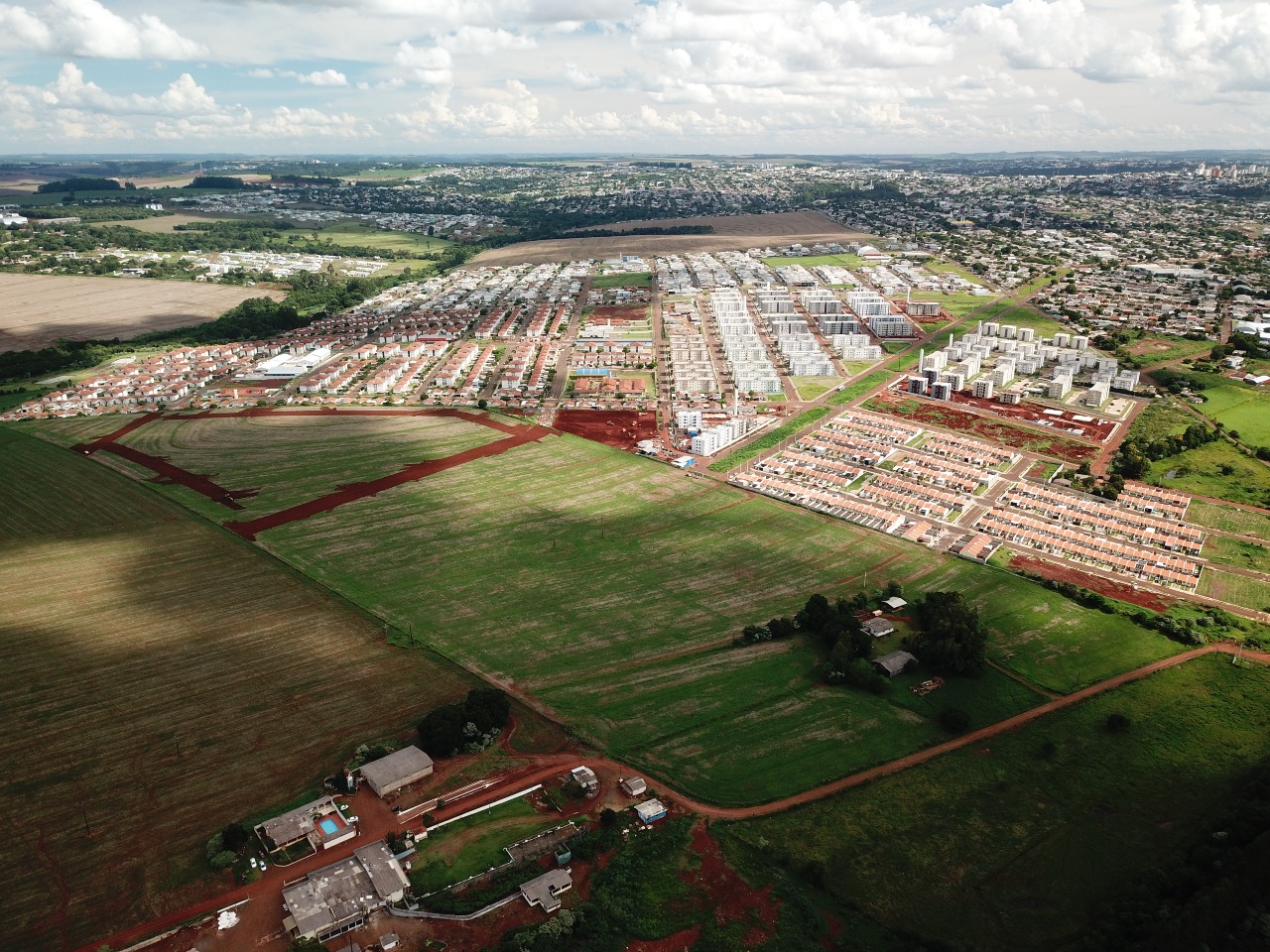 Terreno à venda no Espigão Azul: 