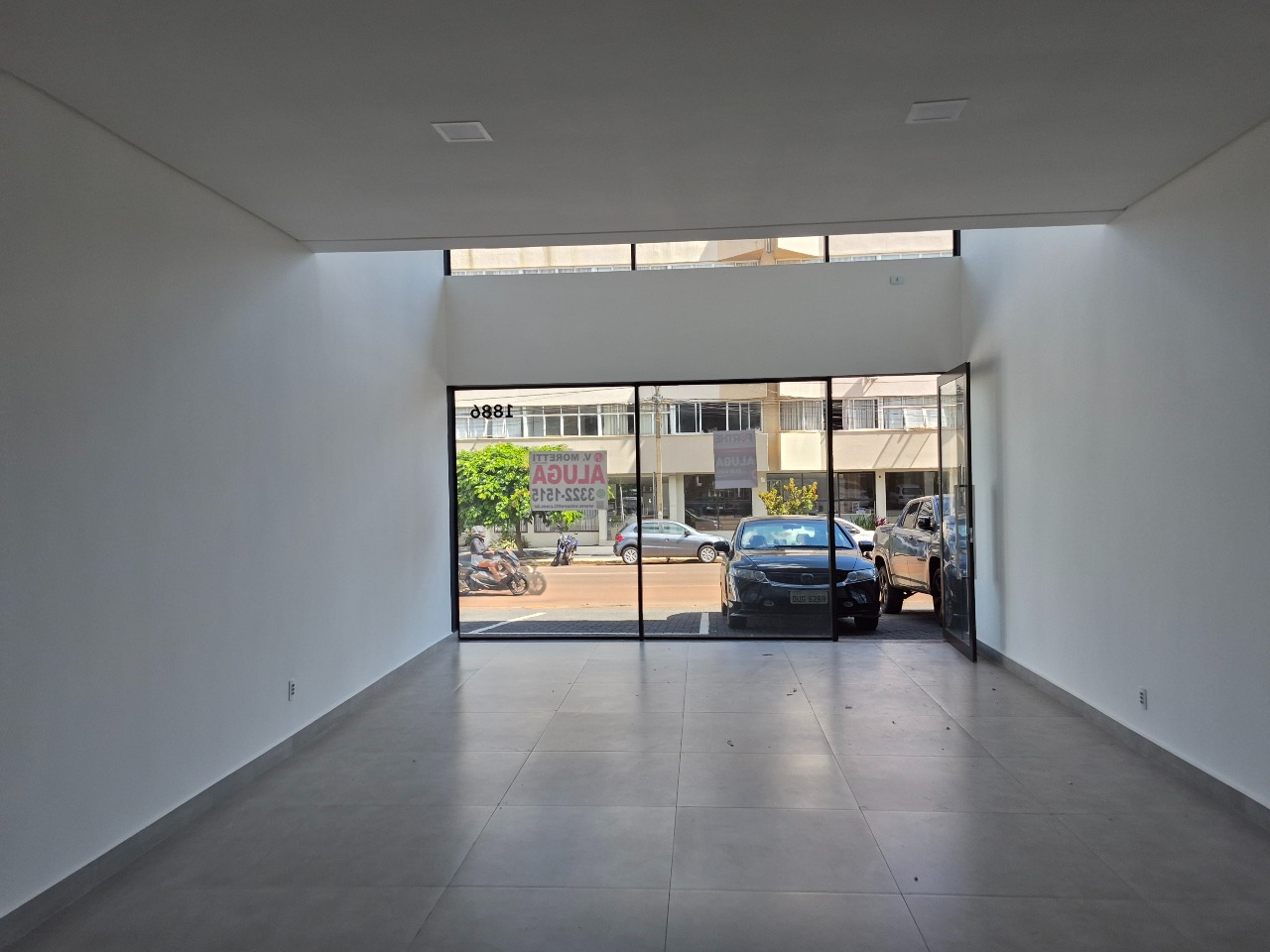 Sala para aluguel no Centro: 