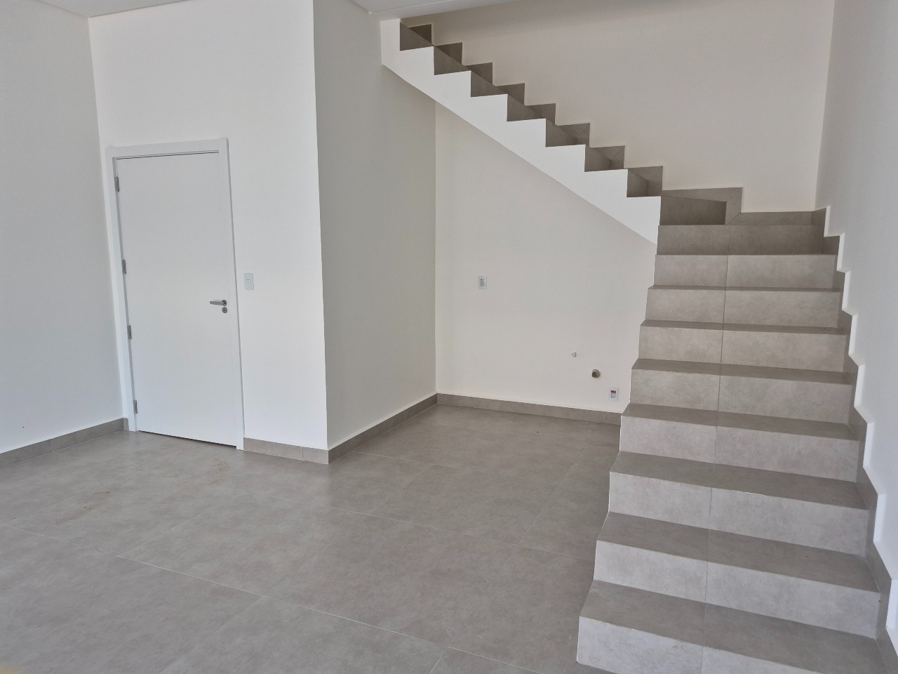 Sala para aluguel no Centro: 