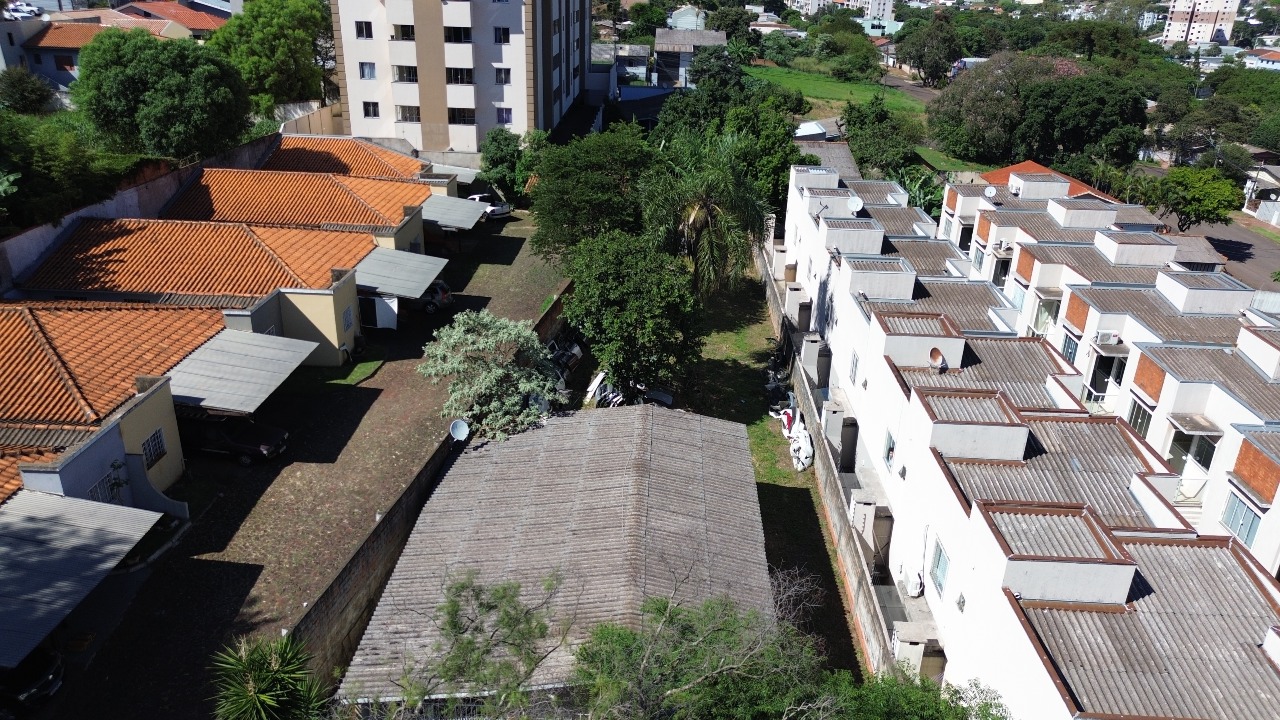 Terreno à venda no Neva: 