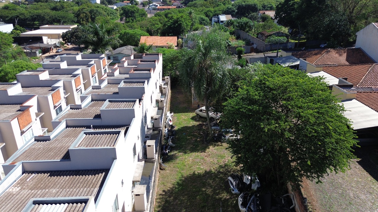 Terreno à venda no Neva: 