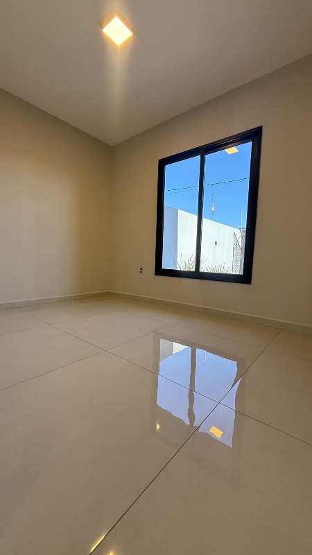 Casa à venda no Paraíso Tropical I: 