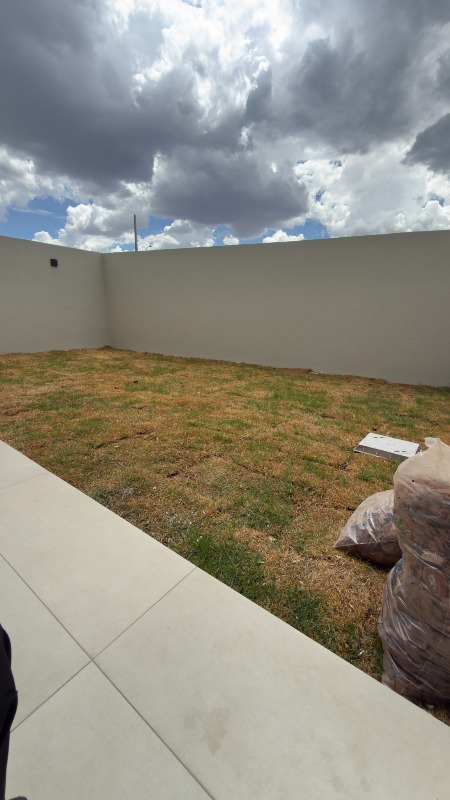 Casa à venda no Recanto Tropical: 