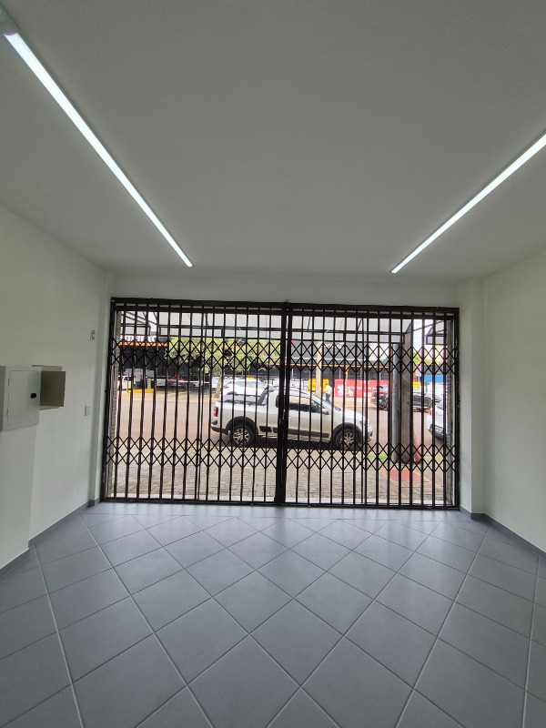 Sala para aluguel no Centro: 