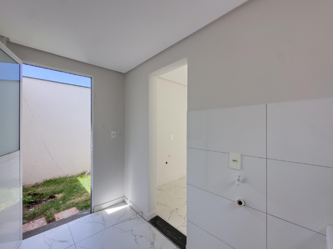 Sobrado à venda no SANTO INÁCIO: 