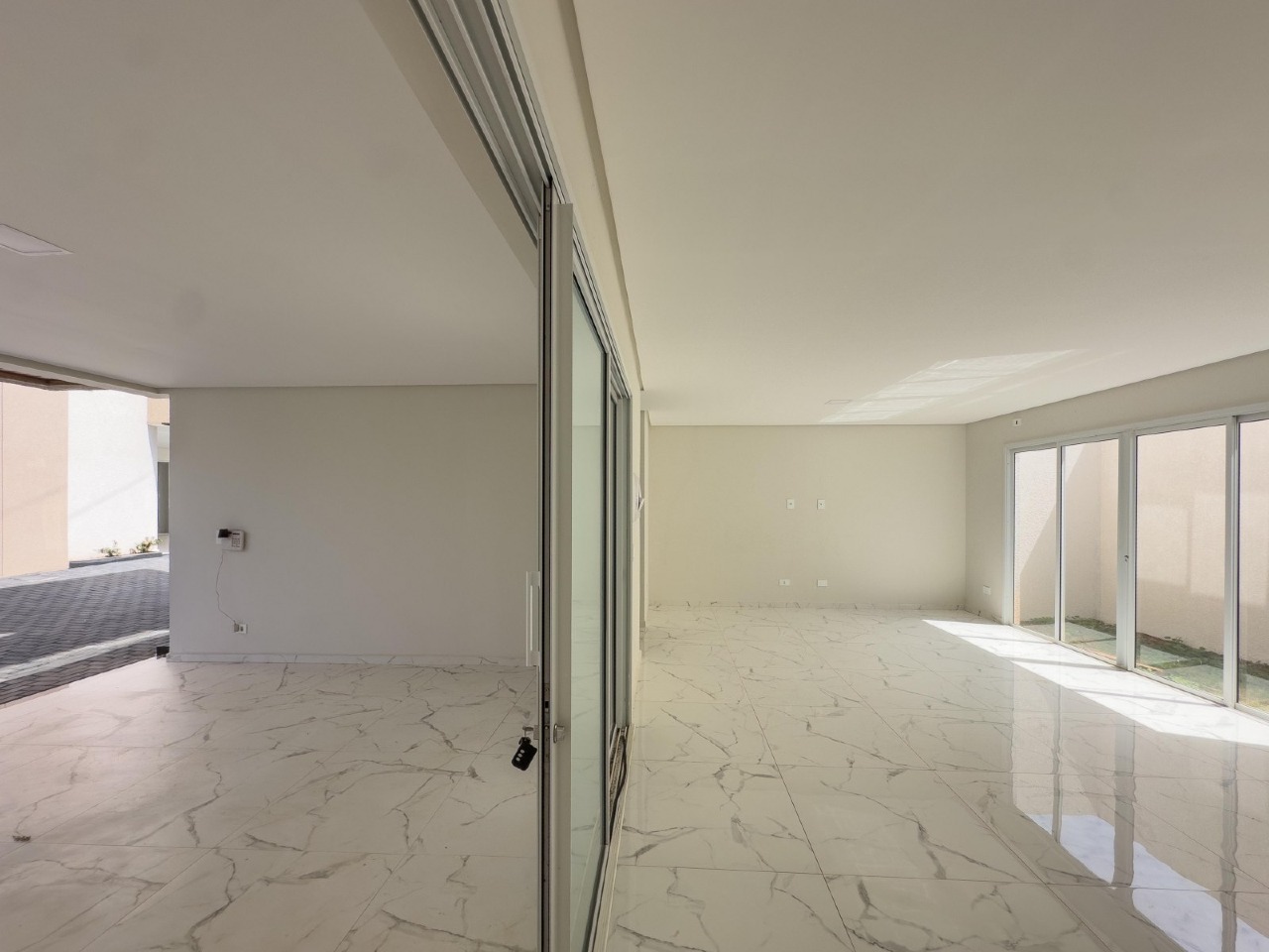 Sobrado à venda no SANTO INÁCIO: 