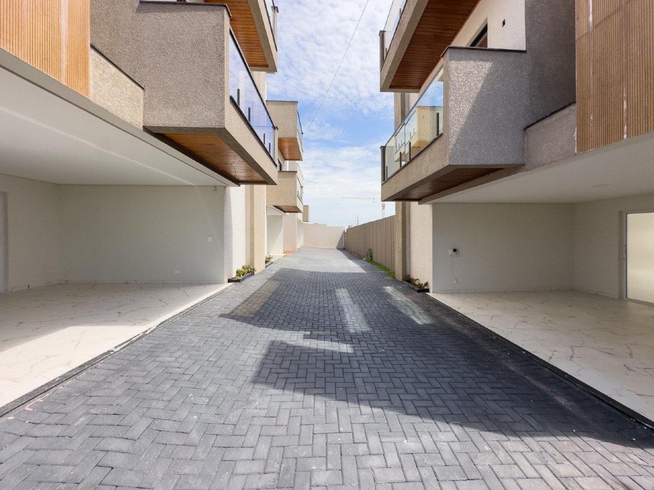 Sobrado à venda no SANTO INÁCIO: 