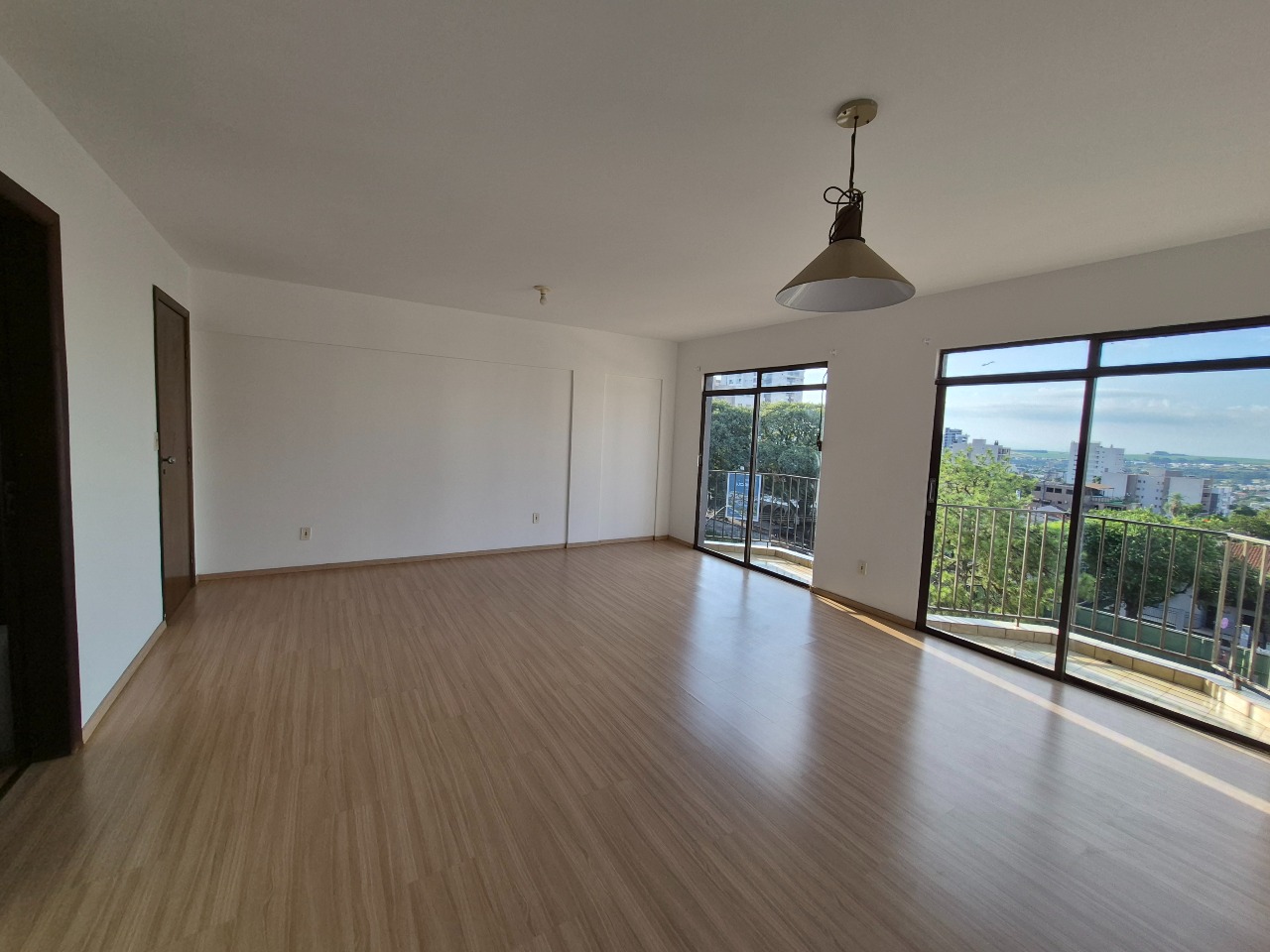 Apartamento para aluguel no Centro: 