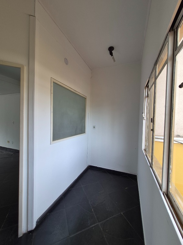 Sala para aluguel no Centro: 