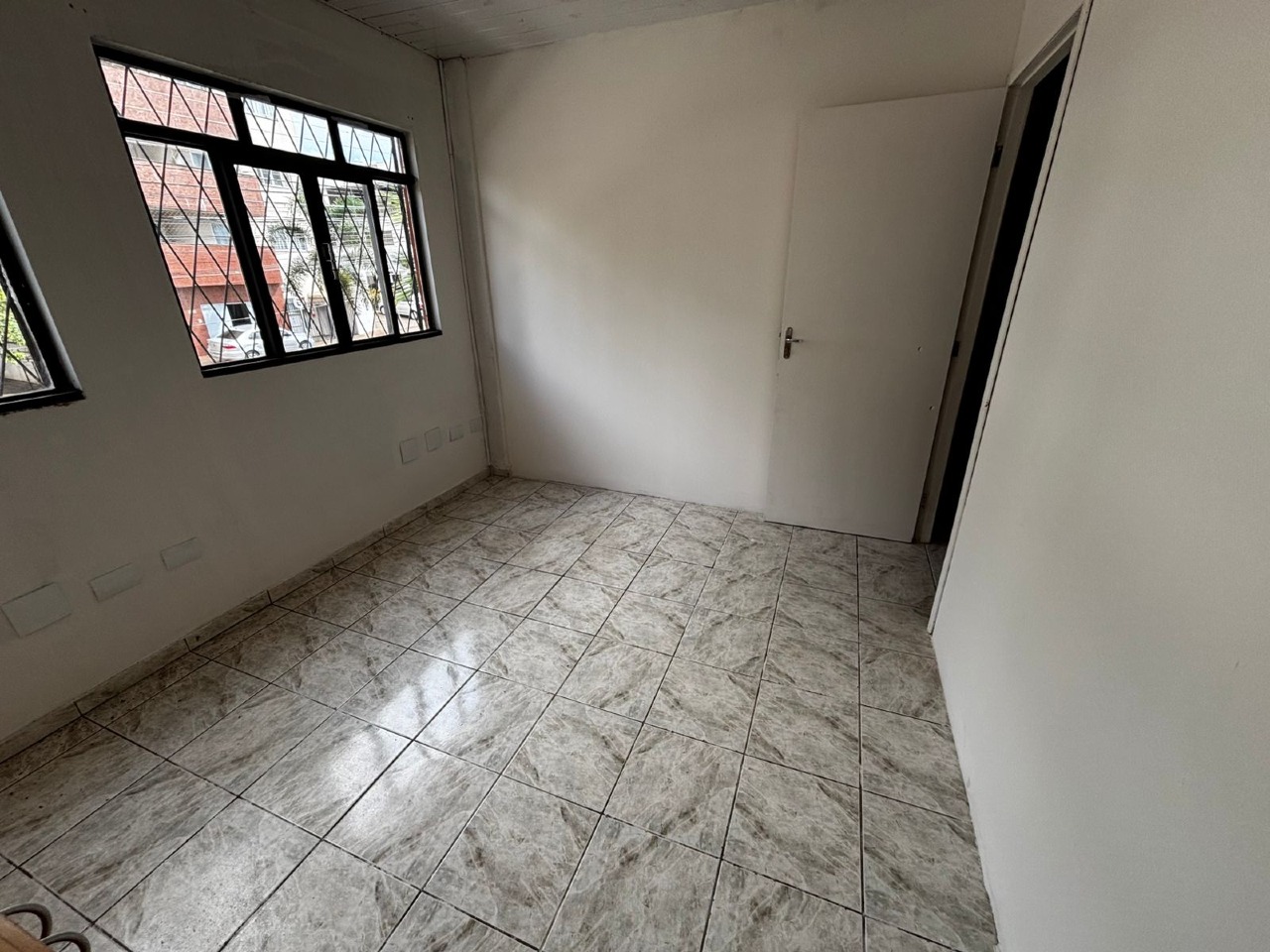 Sala para aluguel no Centro: 