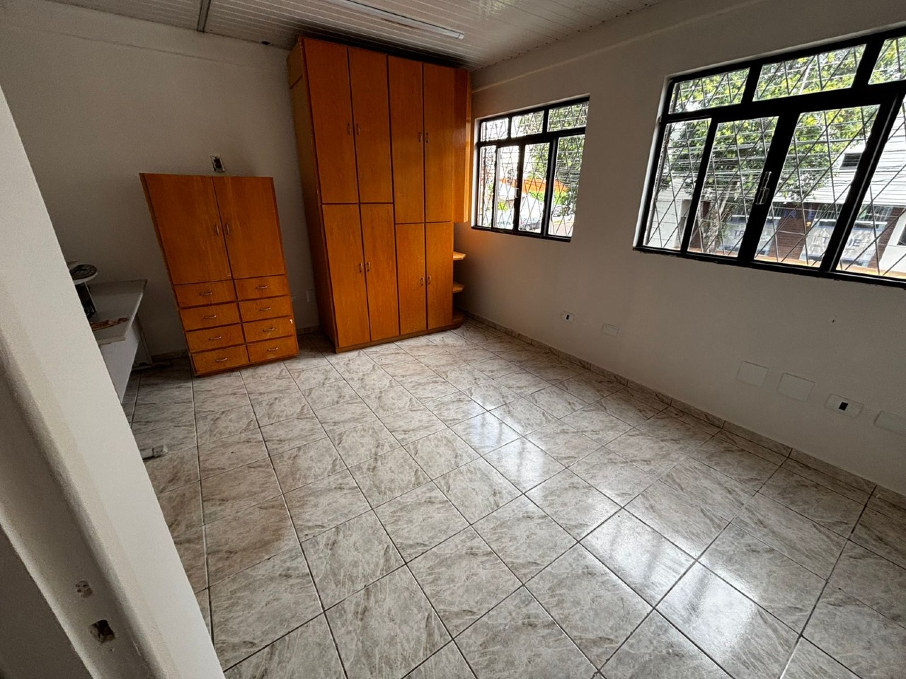 Sala para aluguel no Centro: 