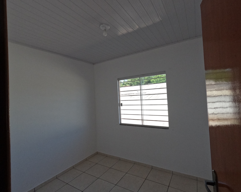 Casa para aluguel no Neva: 