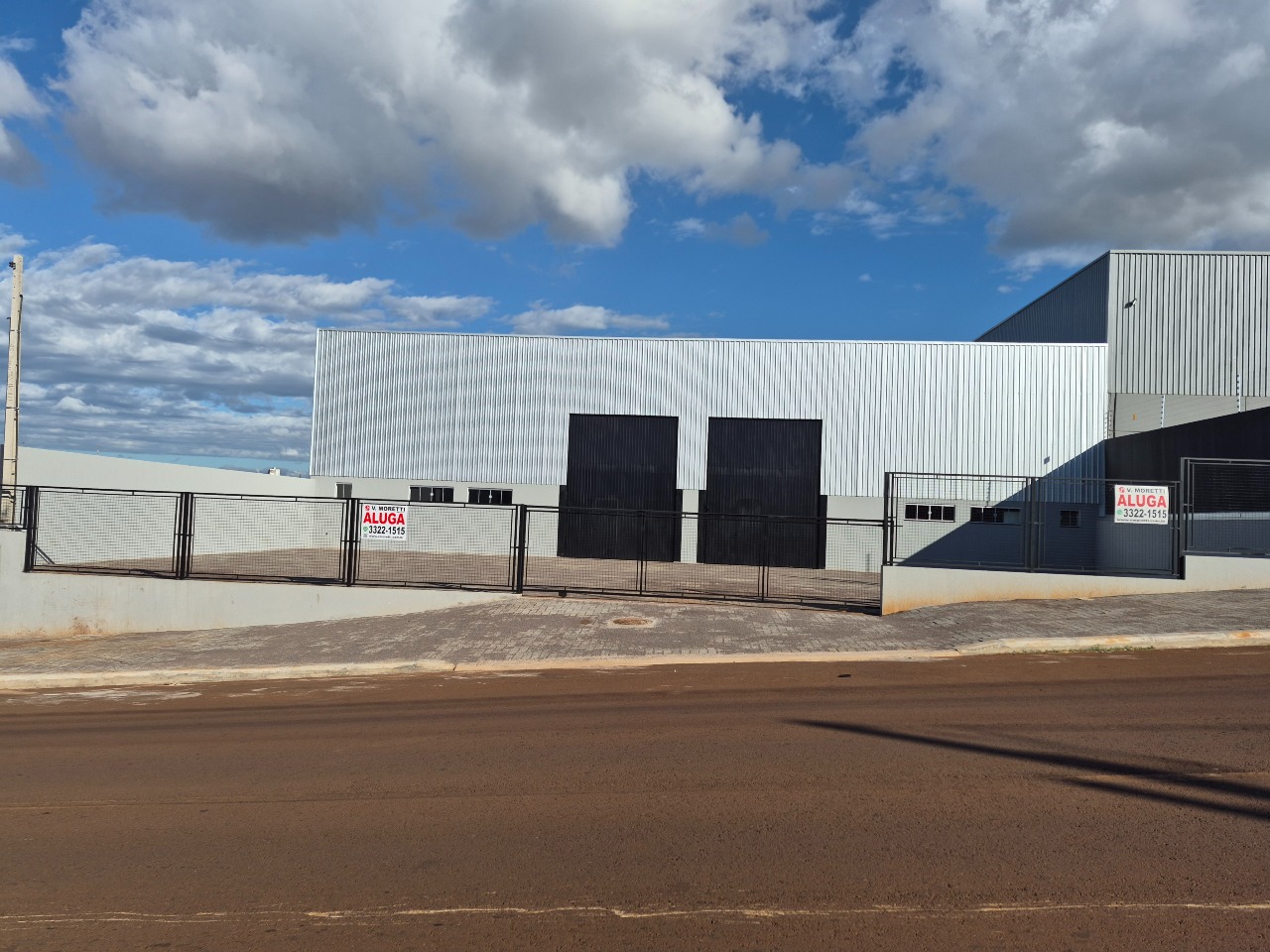 Barracão para aluguel no FAG: 