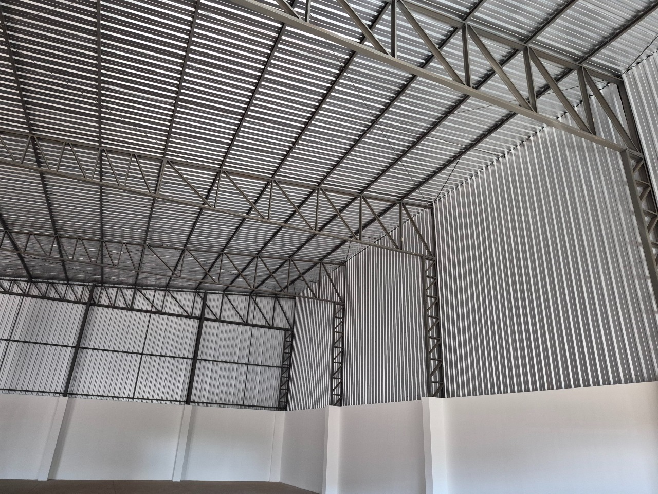 Barracão para aluguel no FAG: 