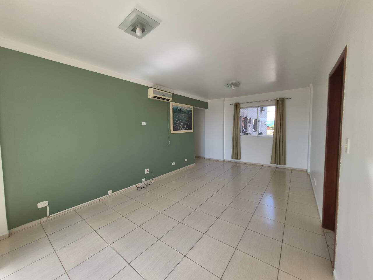 Apartamento para aluguel no Centro: 