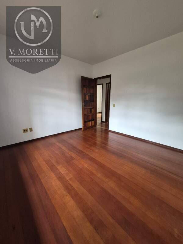 Casa para aluguel no Pacaembu: 