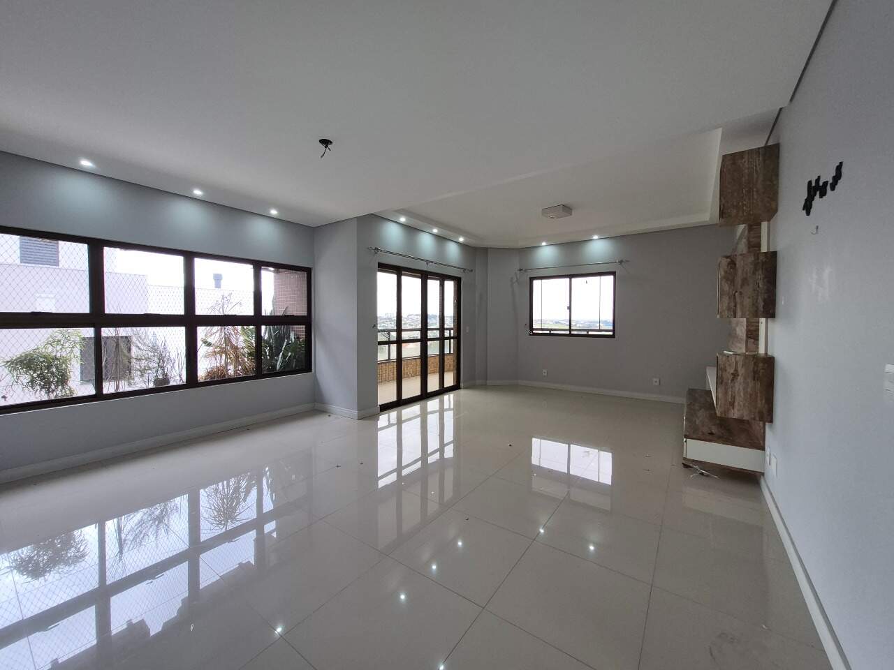 Apartamento para aluguel no Região do Lago 1: SALA